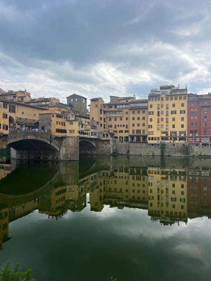 Elegante Appartamento Borgo San Jacopo Florenz Exterior foto